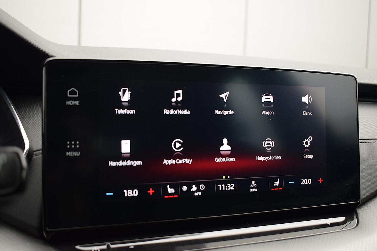 Skoda OCTAVIA Combi 1.0 e-TSI Business Edition | Apple CarPlay | Stoelverw. | Camera | Sportstoelen