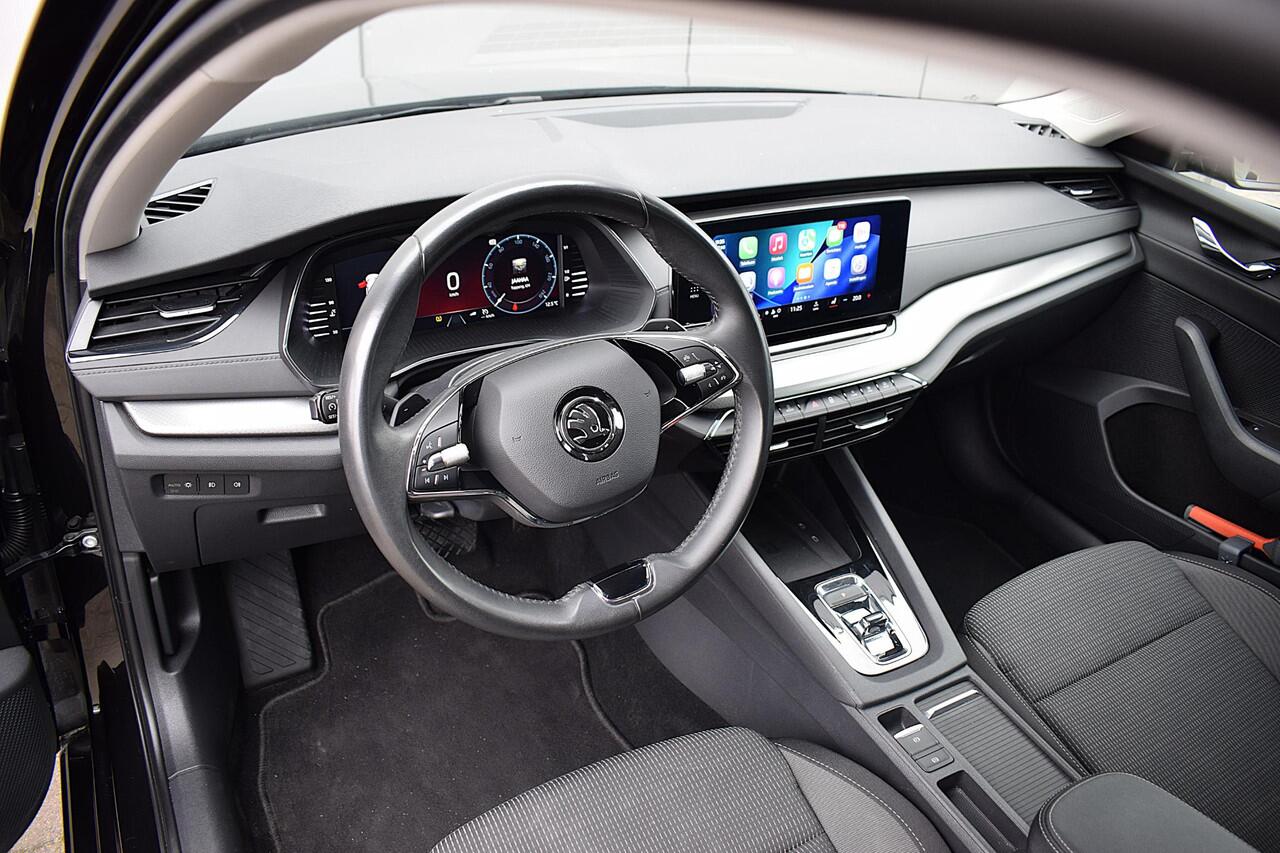 Skoda OCTAVIA Combi 1.0 e-TSI Business Edition | Apple CarPlay | Stoelverw. | Camera | Sportstoelen