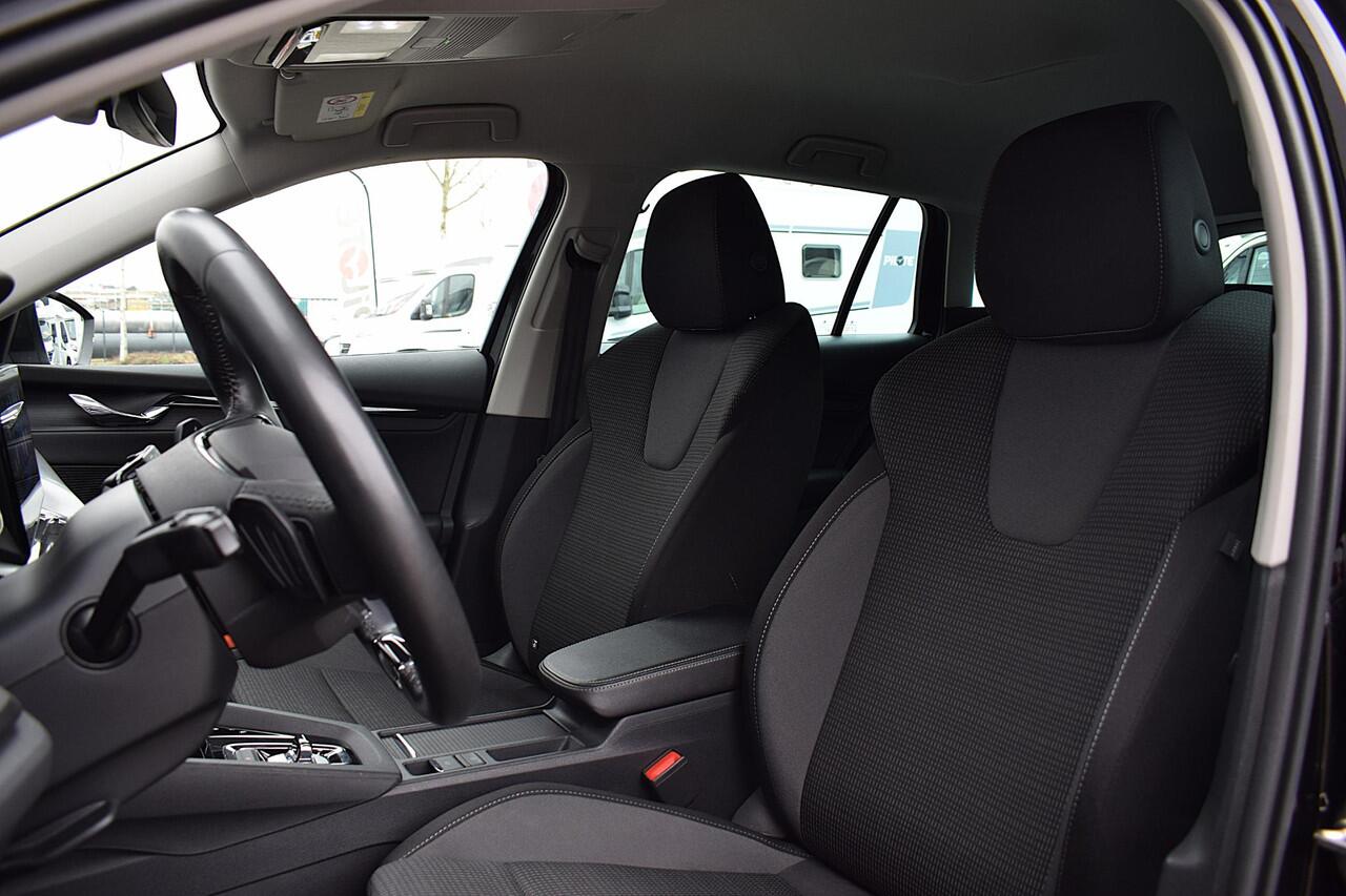 Skoda OCTAVIA Combi 1.0 e-TSI Business Edition | Apple CarPlay | Stoelverw. | Camera | Sportstoelen