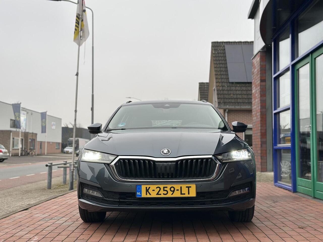 Skoda OCTAVIA Combi 1.0 TSI Business Edition | Navi | Sensoren | Elektrische klep
