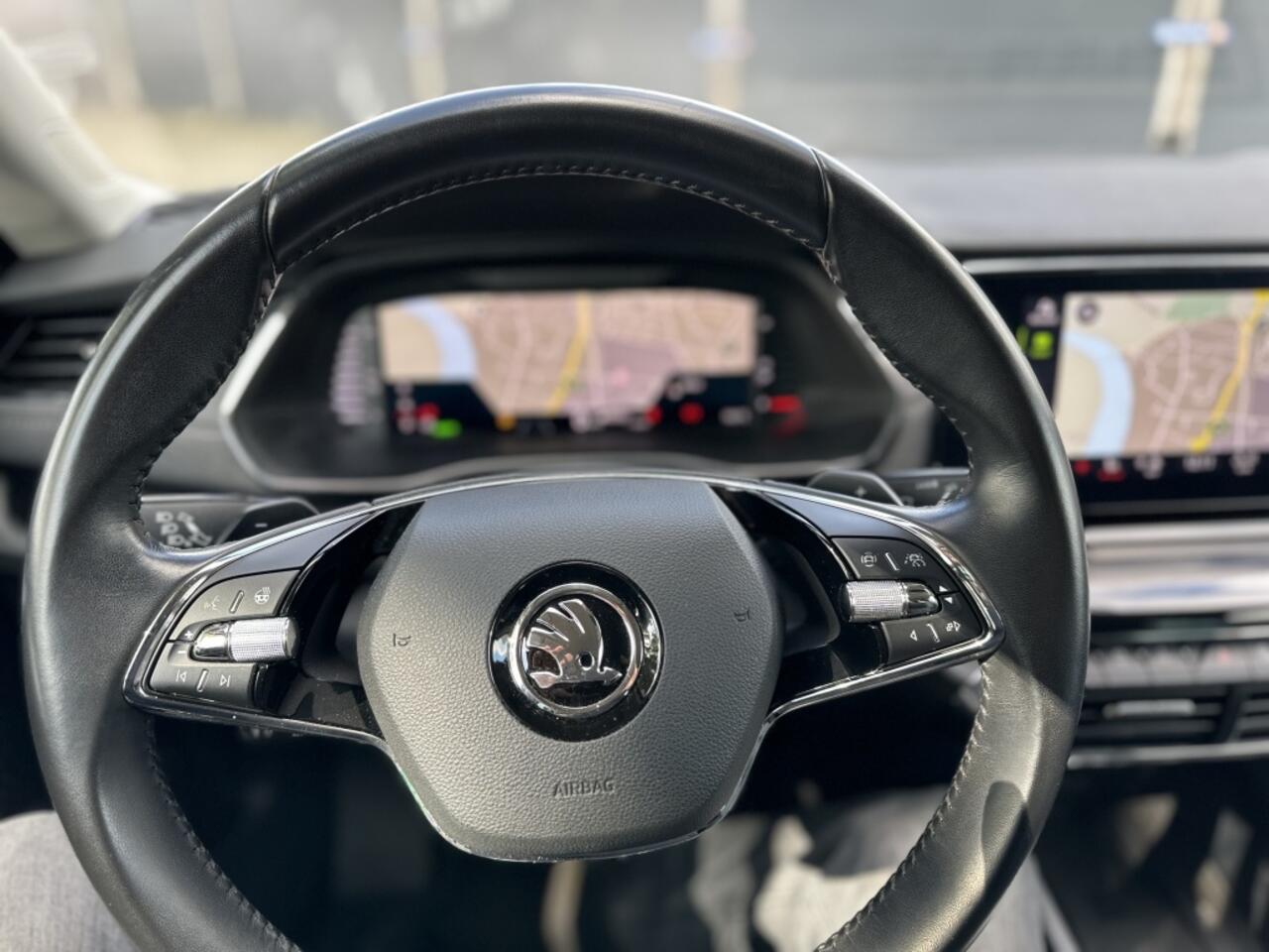 Skoda OCTAVIA Combi 1.4 TSI iV Rijk Uitgerust*Digital Dashboard*Full LED*Memory*Stoe