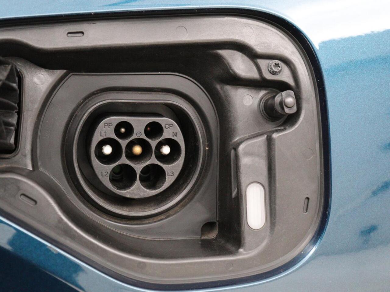 Skoda OCTAVIA 1.4 TSI iV PHEV Business Edition | Adaptive cruise | Stuurverwarming | Carplay | Navigatie | Parkeerhulp | 18'' | Full LED | Climate control | Plug In