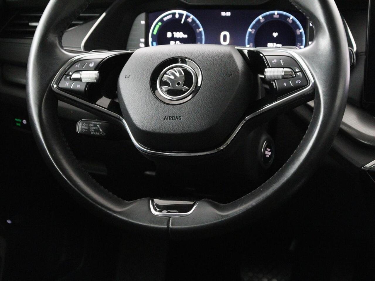 Skoda OCTAVIA 1.4 TSI iV PHEV Business Edition | Adaptive cruise | Stuurverwarming | Carplay | Navigatie | Parkeerhulp | 18'' | Full LED | Climate control | Plug In