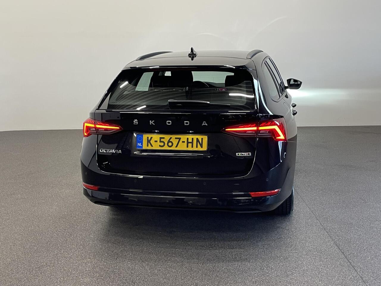 Skoda OCTAVIA Combi 1.0 e-TSI Business Edition Airco ECC Navi Carplay PDC VA DAB+ Full LED Cruise Control