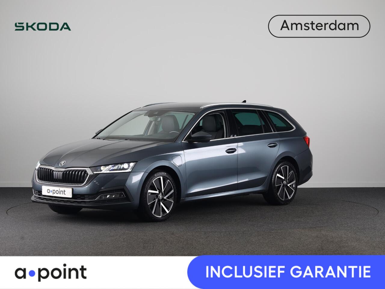 Skoda OCTAVIA Combi 1.4 TSI iV PHEV Business Edition Plus 204pk | Navigatie | Head up Display | ELektrisch verstelbare stoelen met geheugen | Parkeercamera