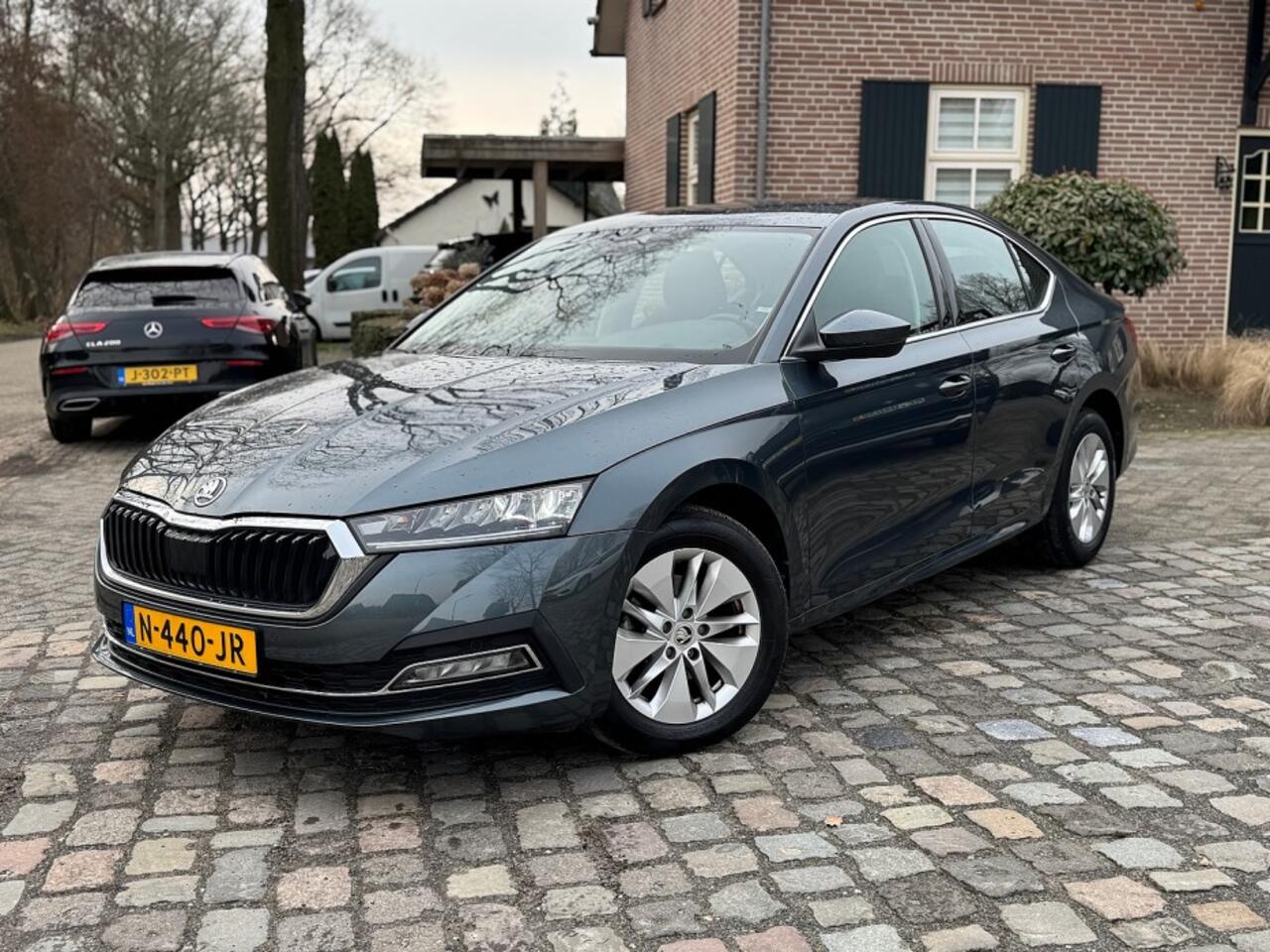 Skoda OCTAVIA 1.0 TSI Bns Edition ecc,digidash,led,lmv,navi,dglas,pdc