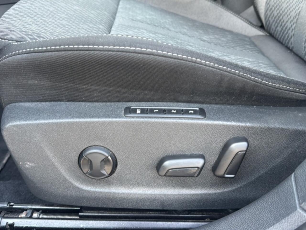 Skoda OCTAVIA 1.4 TSI STYLE IV ACC/PDC/STOELVERW/NAVI/MEM