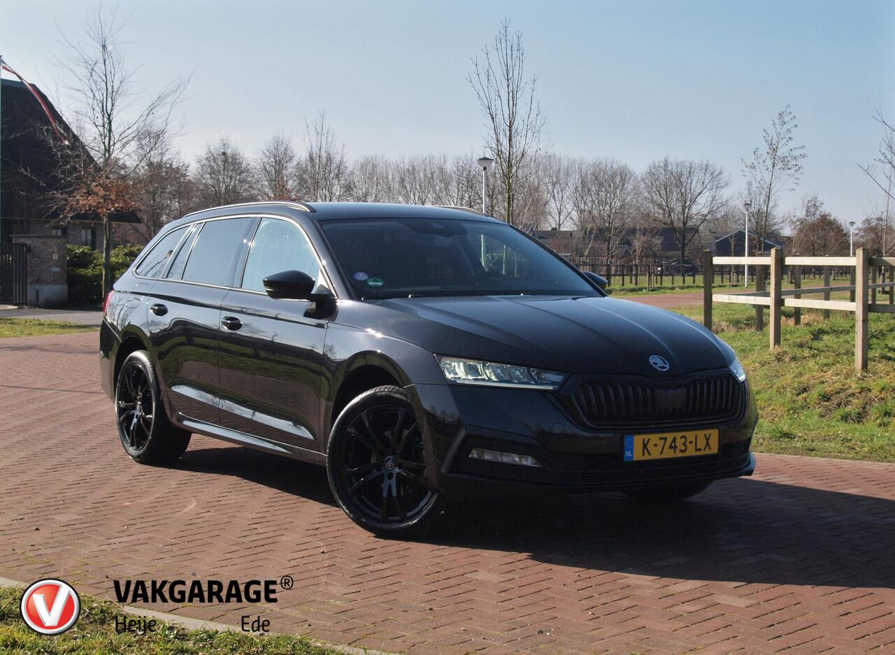 Skoda OCTAVIA Combi 1.0 e-TSI Business Edition | DSG - Automaat | Black Optic | Camera | 18 Inch Zwarte Velgen | NL-Auto |