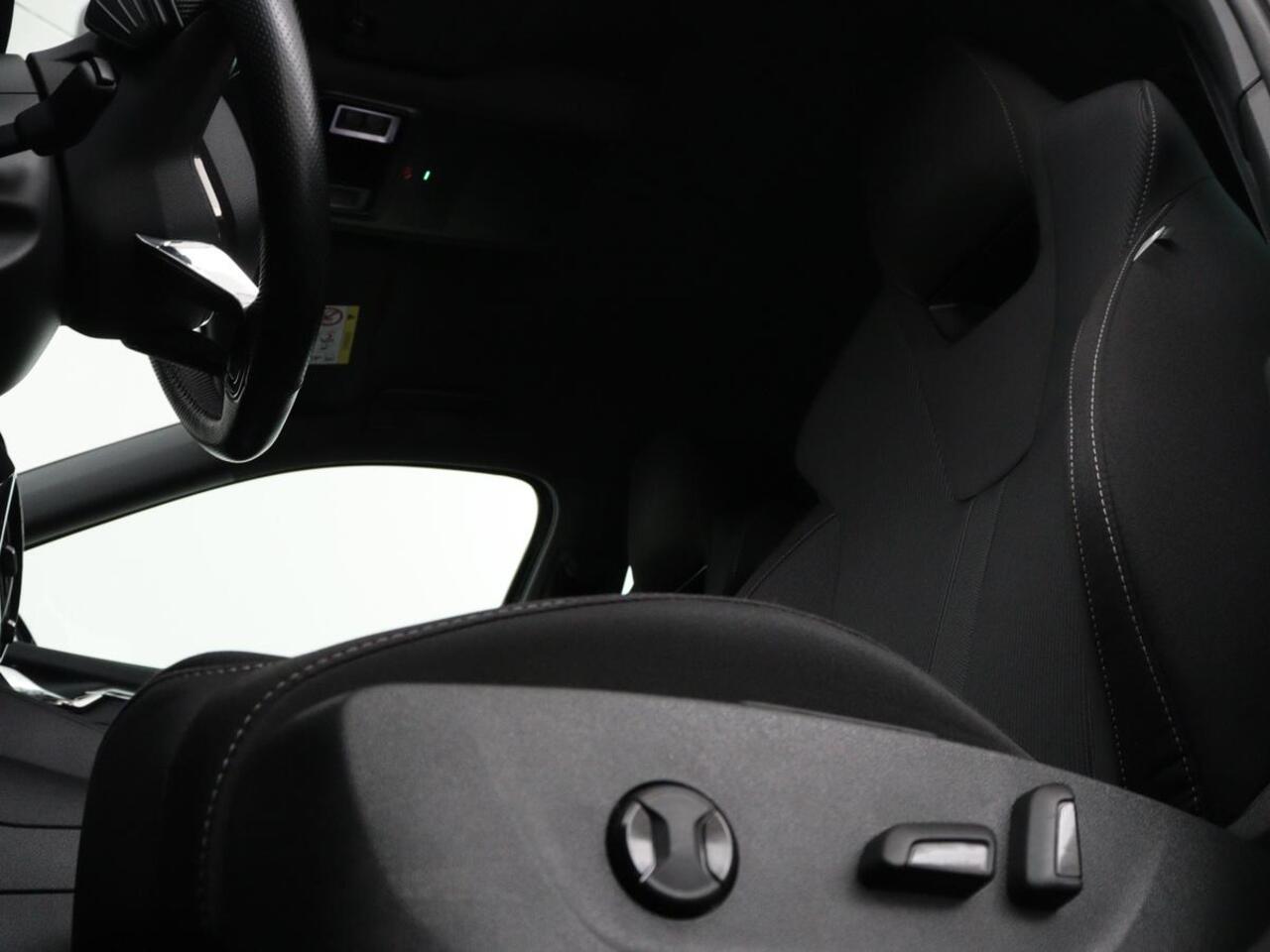 Skoda OCTAVIA 1.4 TSI iV PHEV Sportline | SOH 92% | Head-Up | Adaptive Cruise | Carplay | Stoelverwarming | Side Assist | Memory | Navigatie | Full LED | Sfeerverlichting | Canton Sound | PHEV | Plug In