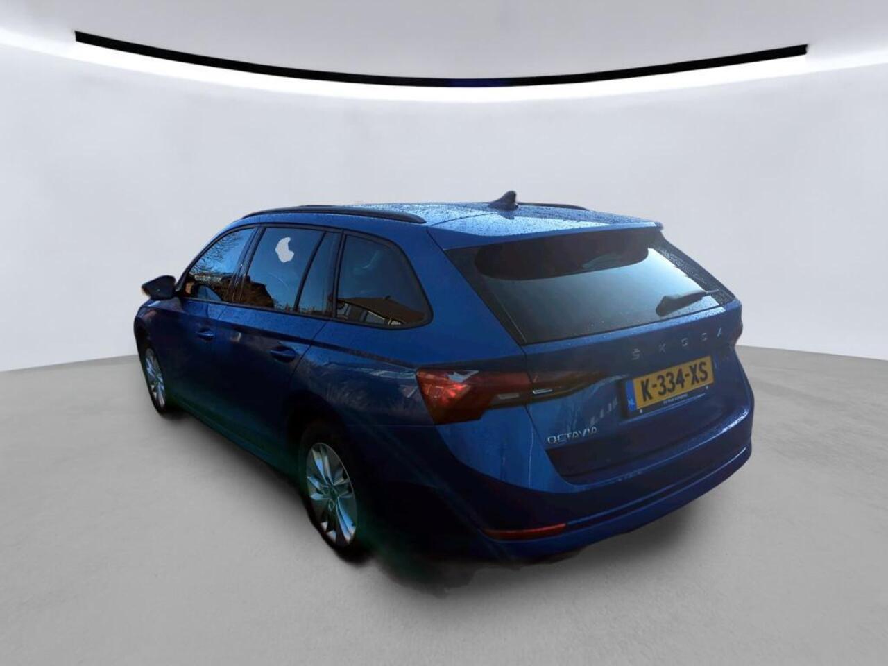Skoda OCTAVIA Combi 1.0 TSI Business Edition NL-AUTO | LAGE KM STAND