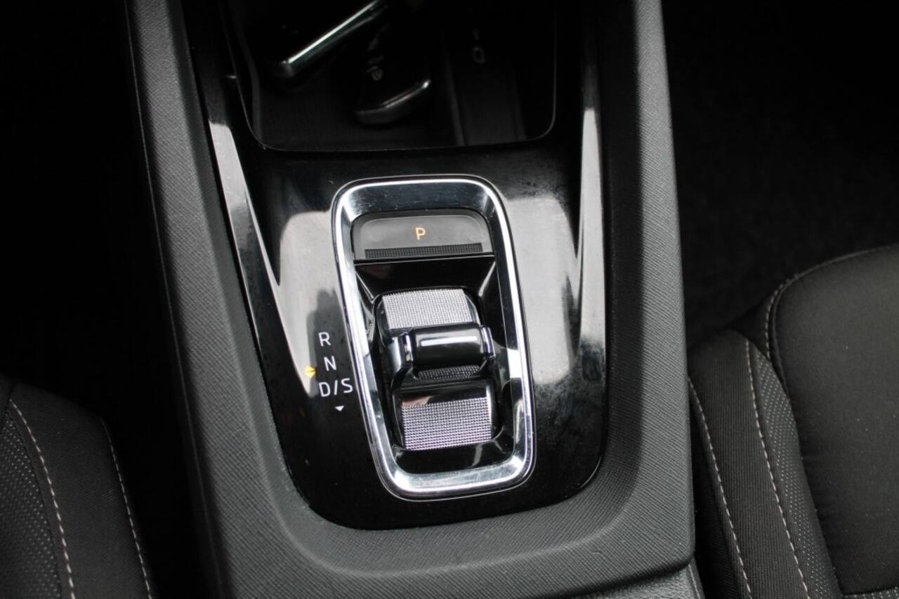 Skoda OCTAVIA 1.0 e-TSI Sport Business AUTOMAAT CLIMA NAVI TREKHAAK