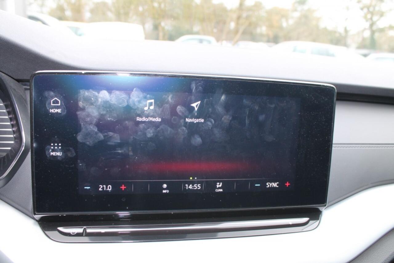 Skoda OCTAVIA 1.0 e-TSI Sport Business AUTOMAAT CLIMA NAVI TREKHAAK