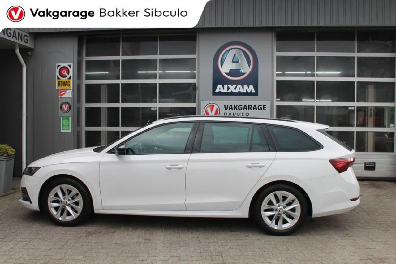 Skoda OCTAVIA 1.0 e-TSI Sport Business AUTOMAAT CLIMA NAVI TREKHAAK