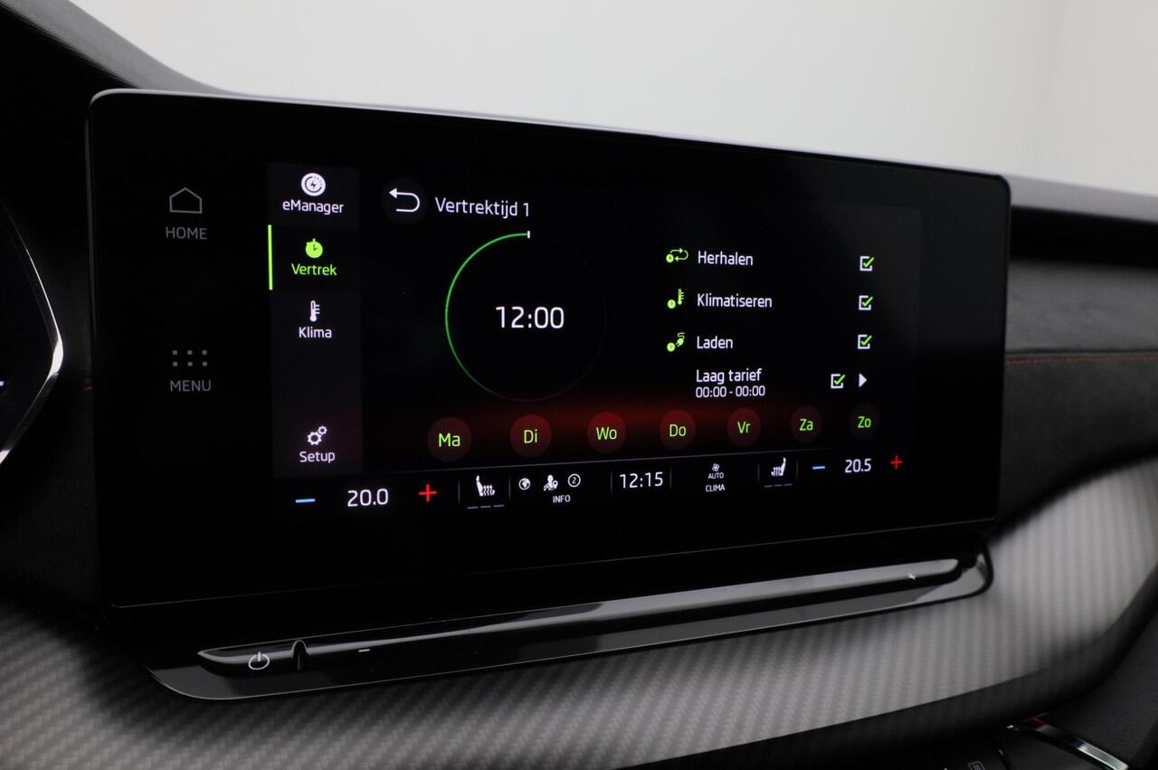 Skoda OCTAVIA Combi 1.4 TSI 245 pk DSG RS iV PHEV Business | Matrix LED | Adaptief onderstel | Achteruitrijcamera | Stoelverwarming