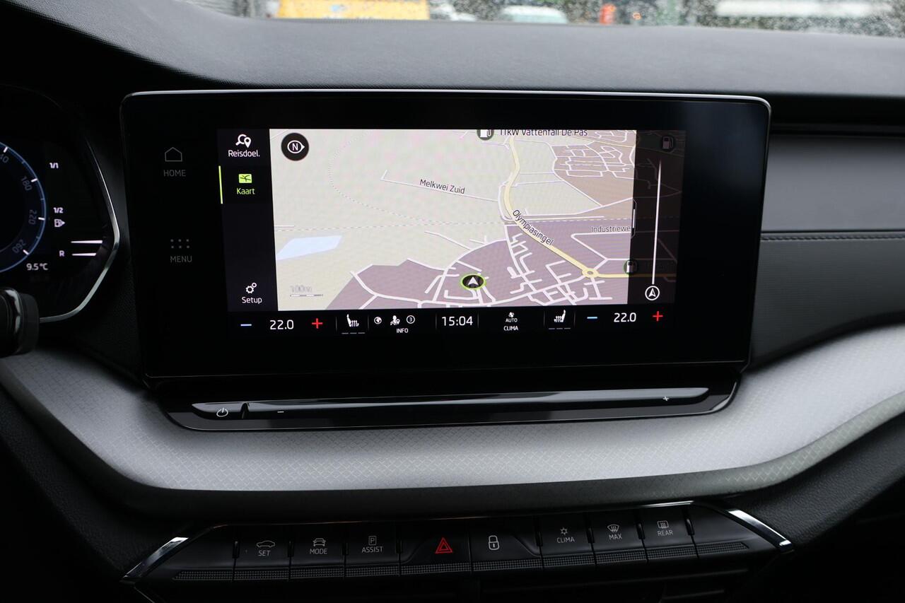 Skoda OCTAVIA Combi 1.0 Business Edition 1e Eigenaar | NL-Auto | Volledig Onderh. | BTW | Stoelverwarming | Camera | Navi | Elek Klep | Cruise | Full-Led | Keyless | DAB | PDC |