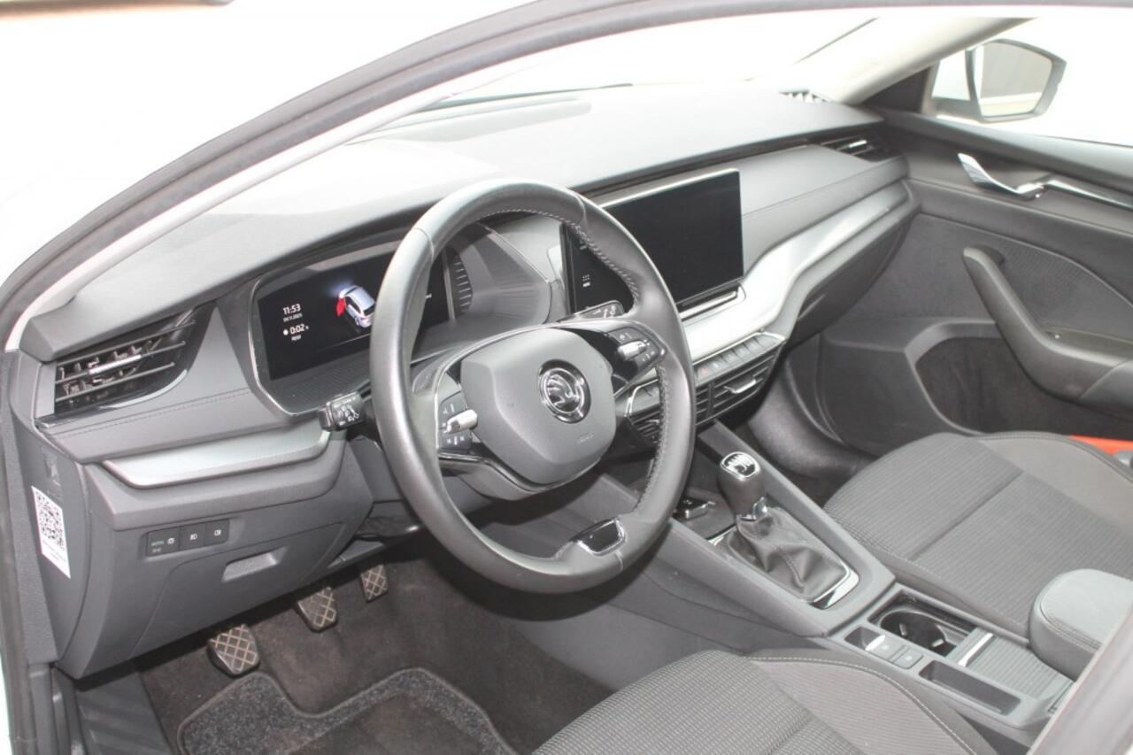 Skoda OCTAVIA 1.0 E-TSI BUSINESS EDITION CLIMA CRUISE NAVI VIRTUAL COCKPIT