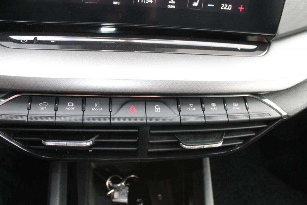 Skoda OCTAVIA 1.0 E-TSI BUSINESS EDITION CLIMA CRUISE NAVI VIRTUAL COCKPIT