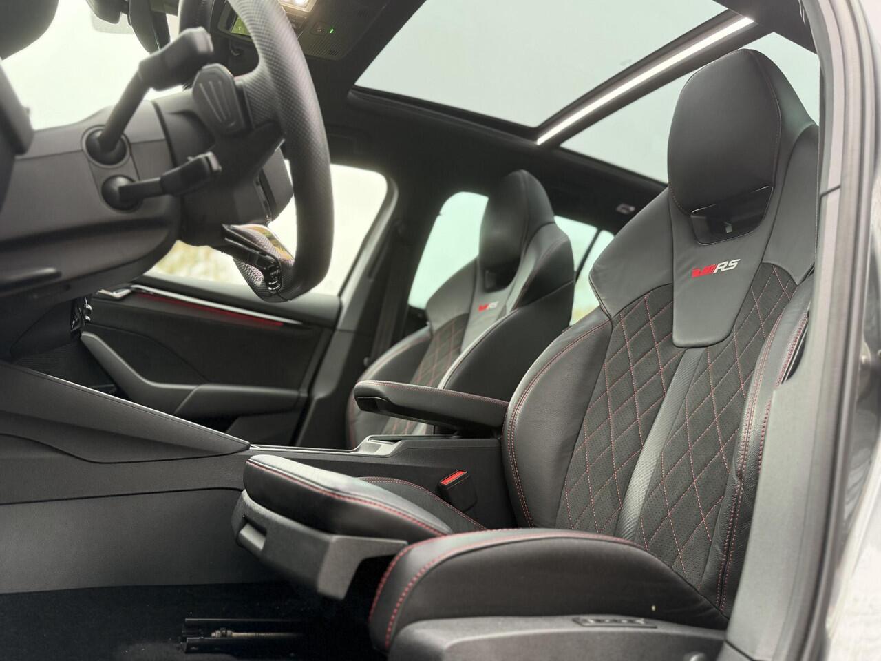 Skoda OCTAVIA Combi 2.0 TSI iV RS | Pano | Performance | Memory | Camera |