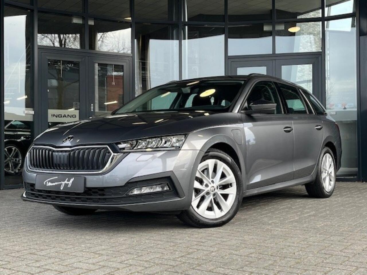 Skoda OCTAVIA COMBI 1.4TSi PHEV AMBITION IV - TREKHAAK