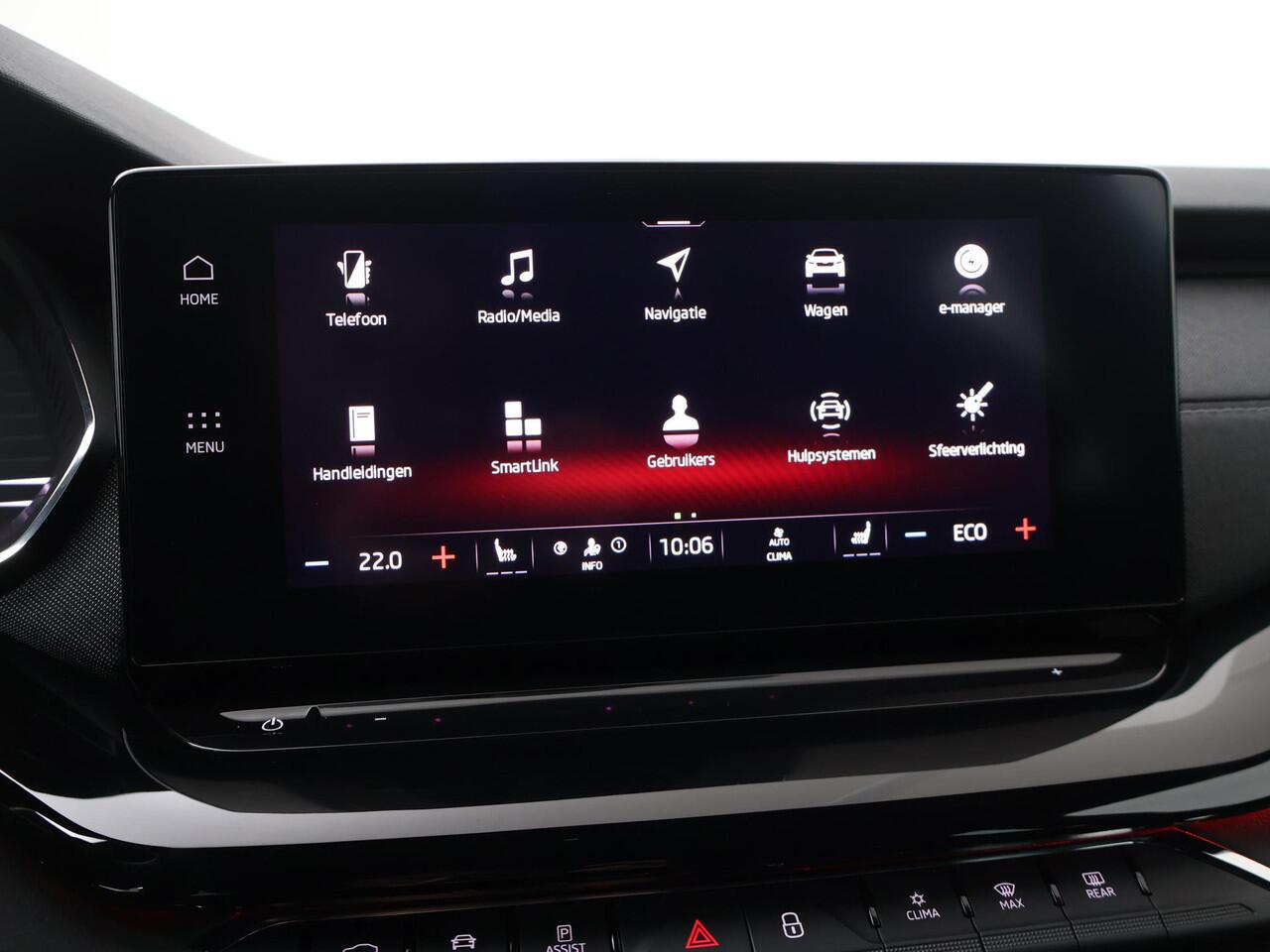 Skoda OCTAVIA Combi 1.4 TSI iV PHEV Sportline Business | 204 PK | SoH 91% | Matrix LED koplampen | Achterklep virtual pedal | Achteruitrijcamera | Apple Carplay/Android Auto |