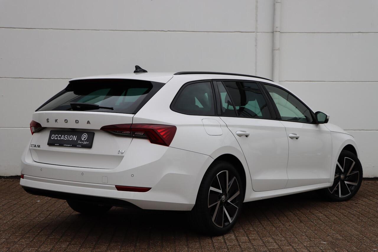 Skoda OCTAVIA Combi 1.4 TSI iV Style 204pk DSG6