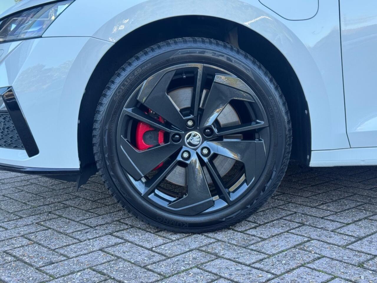 Skoda OCTAVIA 1.4 TSI iV PHEV Sportline Business 245 PK