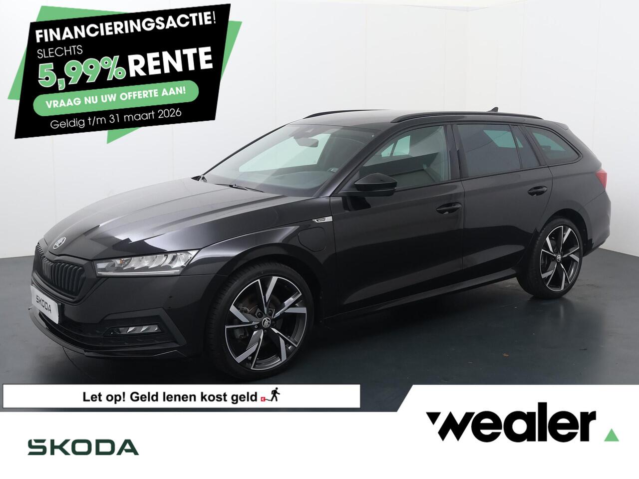 Skoda OCTAVIA Combi 1.4 TSI iV PHEV Sportline | 204 PK | SoH 89% | Head up display | Adaptive cruise control | Apple Carplay/Android Auto | 19" LM velgen |