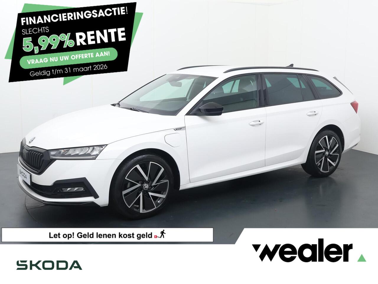Skoda OCTAVIA Combi 1.4 TSI iV PHEV Sportline | 204 PK | SoH 91% | Adaptive cruise control | Head up display | Stoel verwarming | Navigatiesysteem |