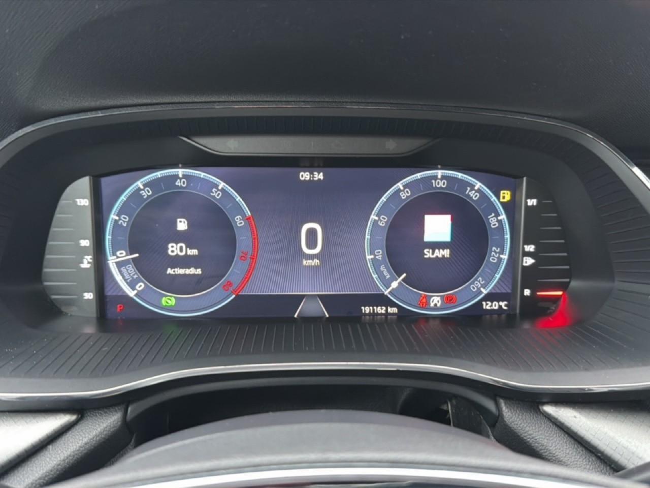 Skoda OCTAVIA 1.0 e-TSI ECC LMV NAVI CRUISE