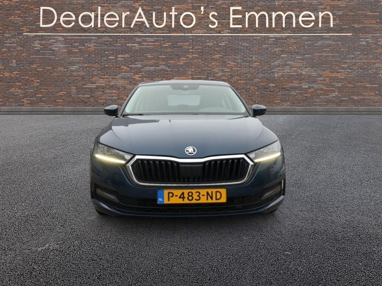 Skoda OCTAVIA 1.0 e-TSI ECC LMV NAVI CRUISE