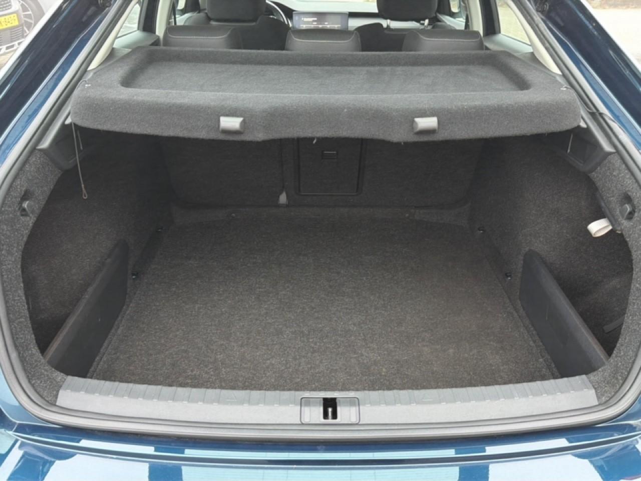 Skoda OCTAVIA 1.0 e-TSI ECC LMV NAVI CRUISE