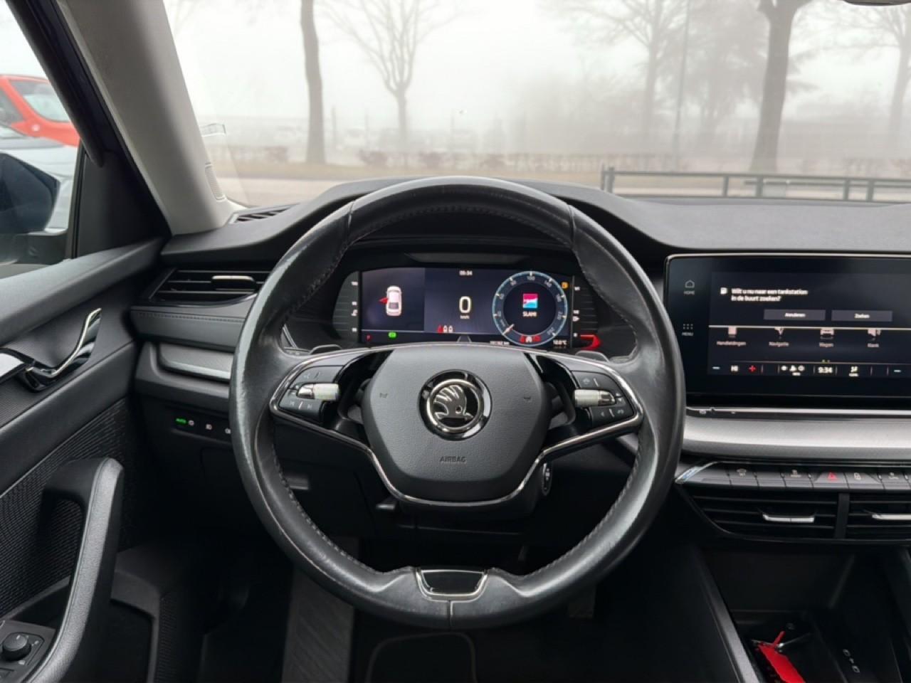 Skoda OCTAVIA 1.0 e-TSI ECC LMV NAVI CRUISE