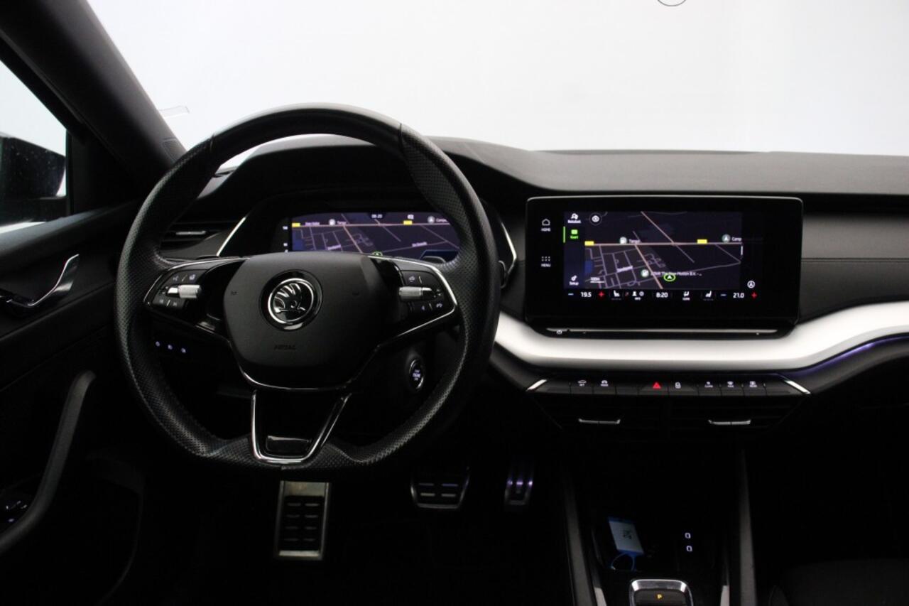 Skoda OCTAVIA 1.0 e-TSI Sport Business Automaat - Digitaal Cockpit, Carplay, Sportstoelen