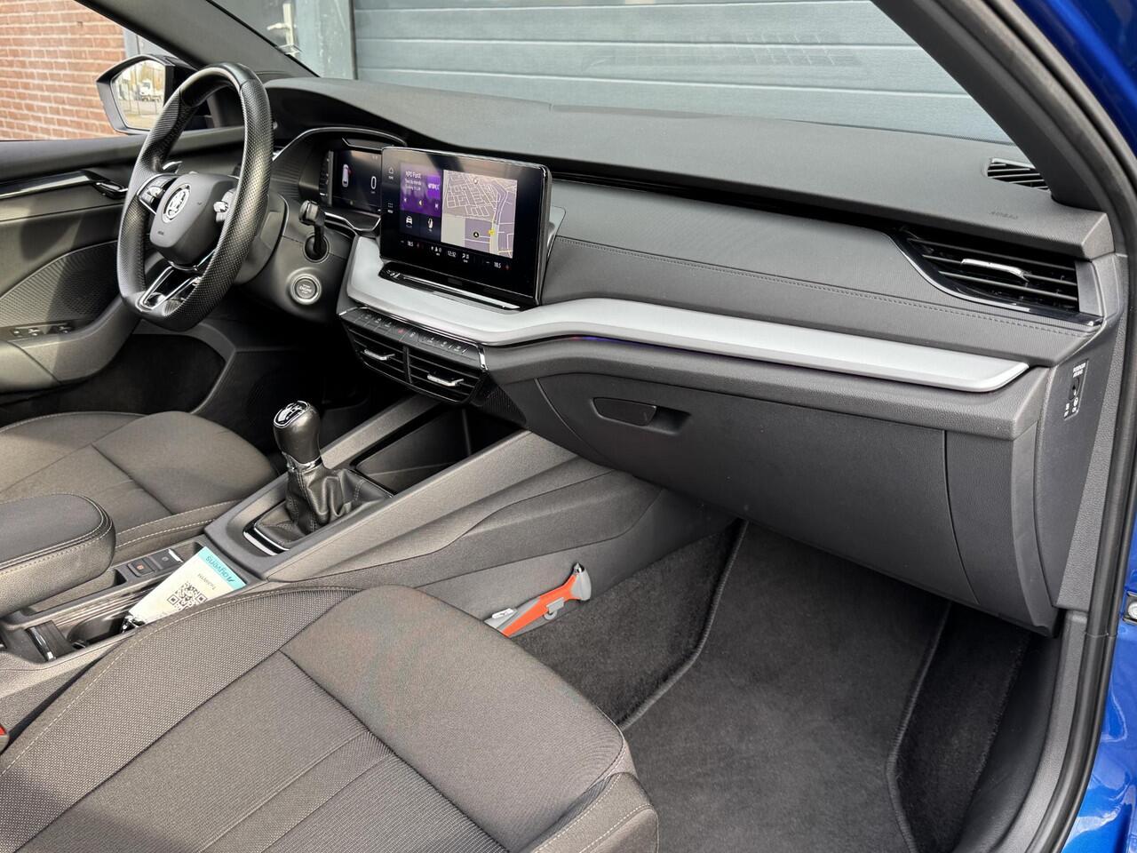 Skoda OCTAVIA COMBI 1.0 TSI SPORT BUSINESS I TREKHAAK I APPLE CARPLAY I CLIMATE CONTROL I P-SENSOREN