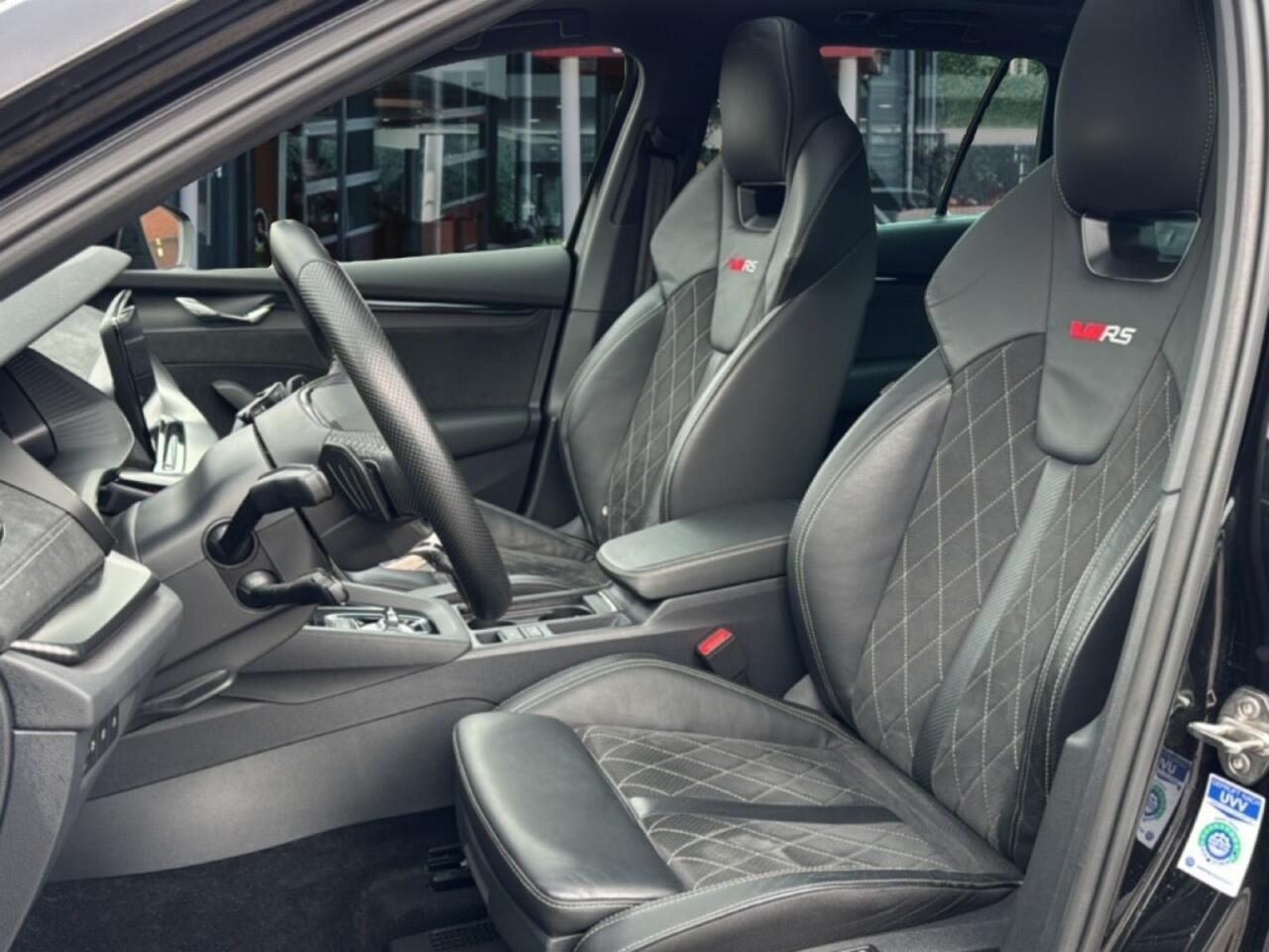 Skoda OCTAVIA 1.4 TSI DSG RS IV PANODAK/ELEKKLEP/CANTON/CAMERA/ACC/STOELVERW