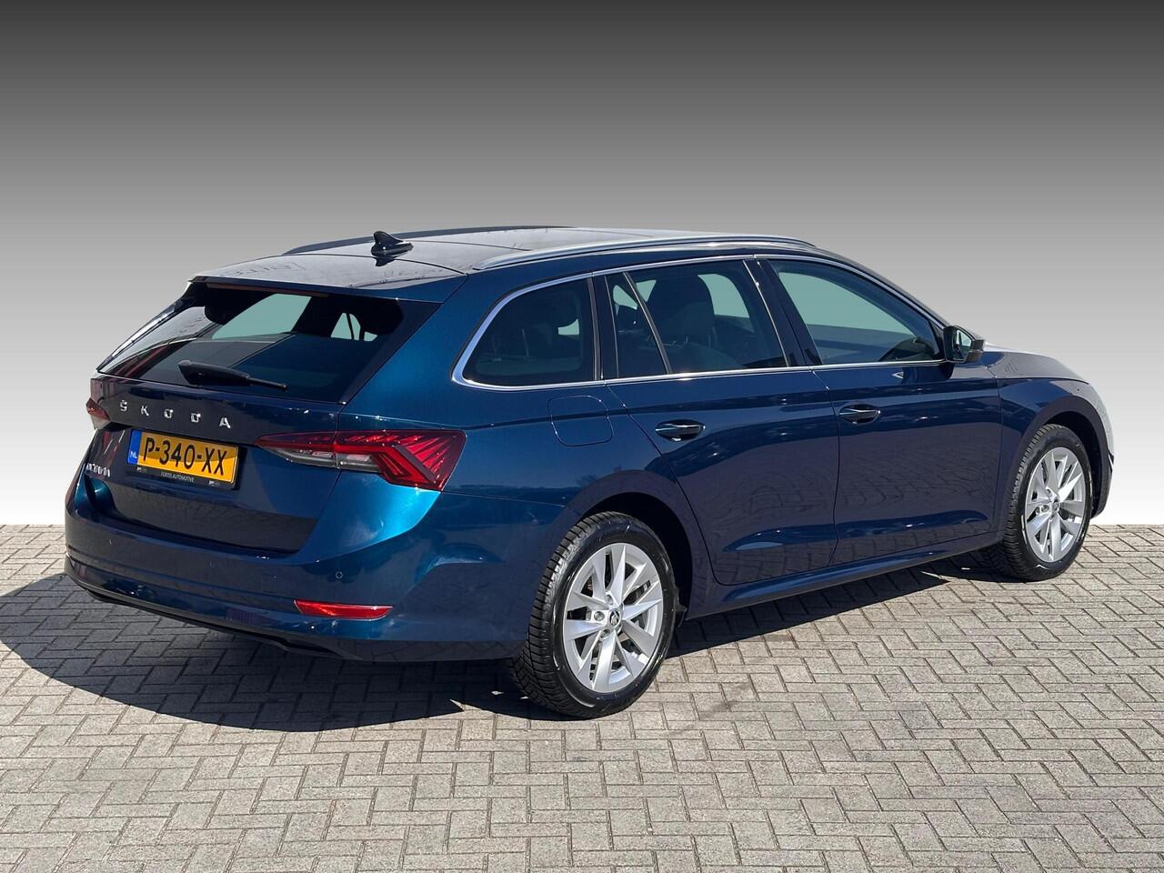 Skoda OCTAVIA Combi 1.0 TSI Business Edition Plus NL-AUTO | PANODAK | NAVI