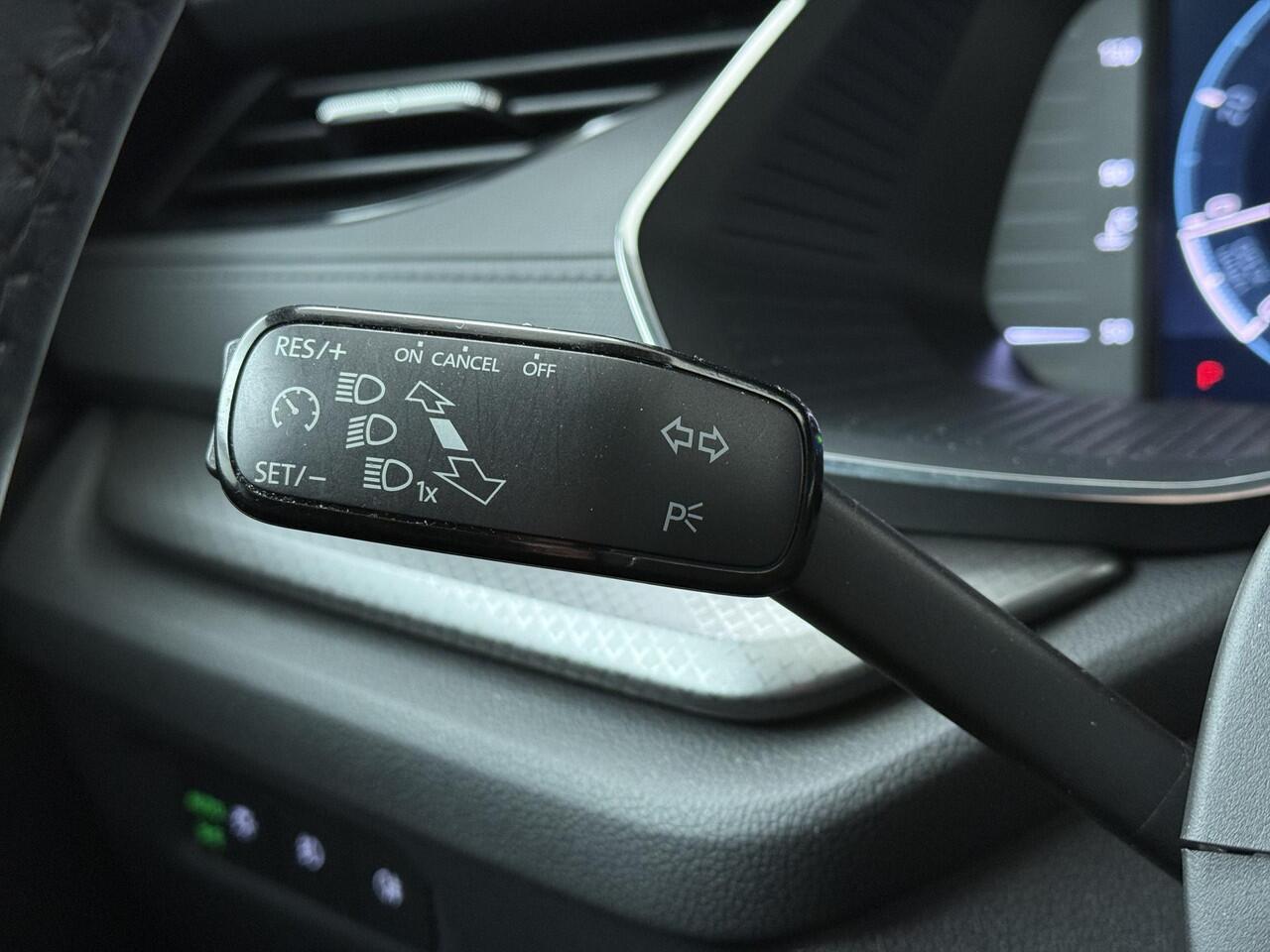 Skoda OCTAVIA Combi 1.0 e-TSI Business Edition | 110 PK | Automaat | Trekhaak | Cruise control | Apple Carplay/Android Auto |
