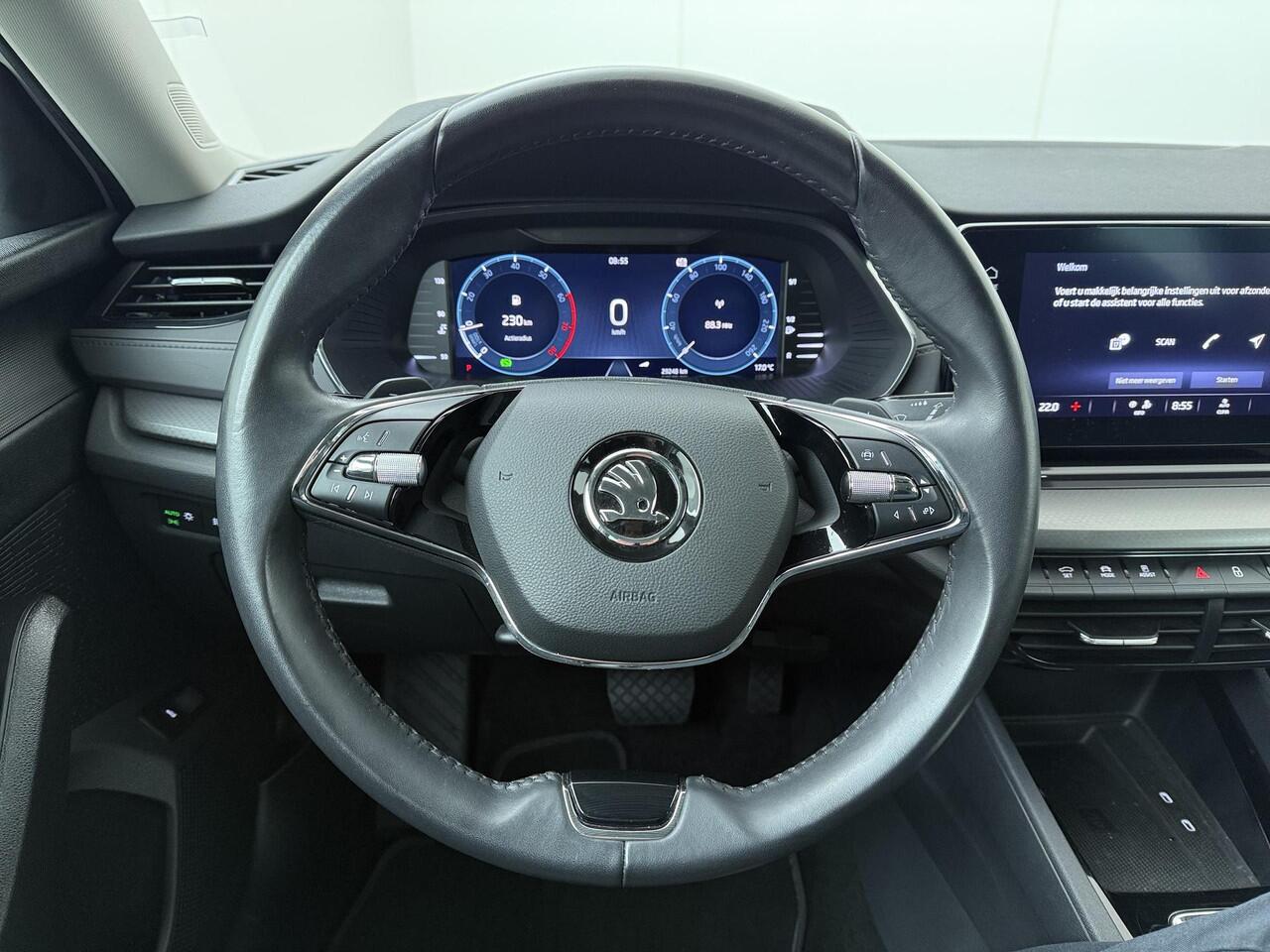 Skoda OCTAVIA Combi 1.0 e-TSI Business Edition | 110 PK | Automaat | Trekhaak | Cruise control | Apple Carplay/Android Auto |