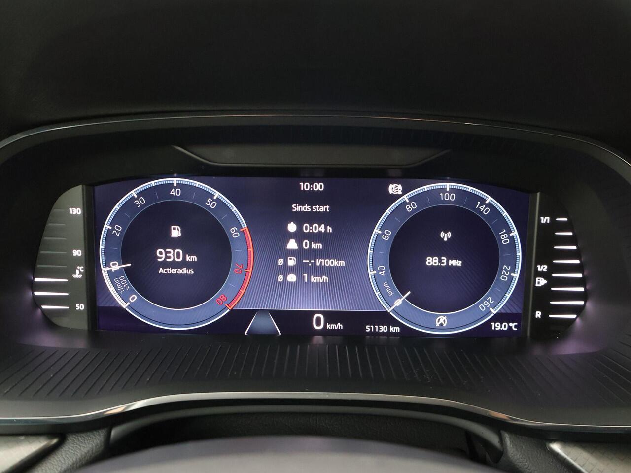 Skoda OCTAVIA Combi 1.0 TSI Ambition | 110 PK | Trekhaak wegklapbaar | Navigatiesysteem | Led verlichting |