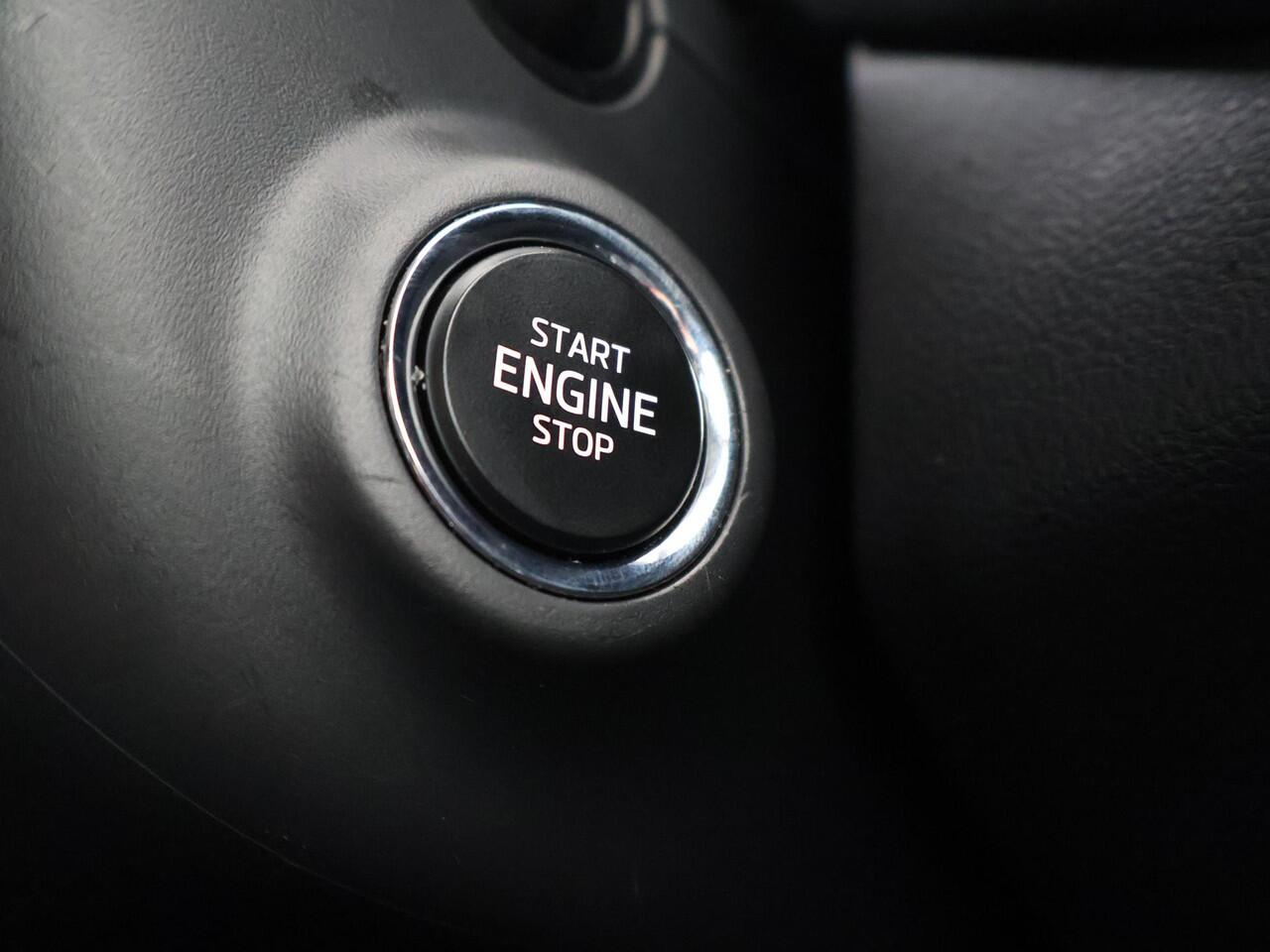 Skoda OCTAVIA Combi 1.0 TSI Ambition | 110 PK | Trekhaak wegklapbaar | Navigatiesysteem | Cruise control |