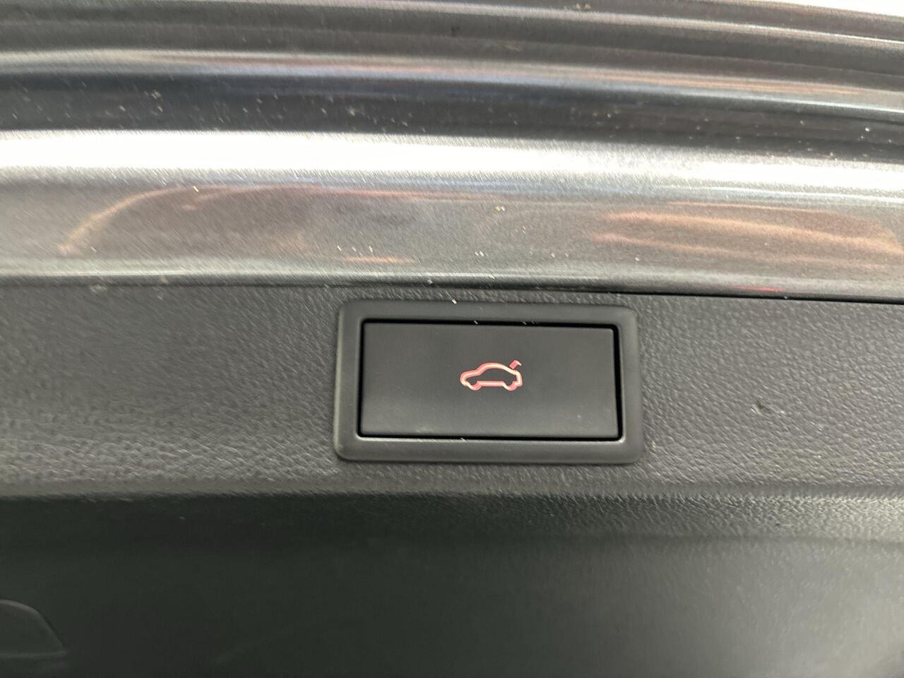 Skoda OCTAVIA Combi 1.0 TSI 110pk Business Edition · Apple/Android Car Play · Navigatie · P-Sensoren · Elek. Achterklep · 16'' Inch · Garantie t/m 27-09-2027 of 100.000km