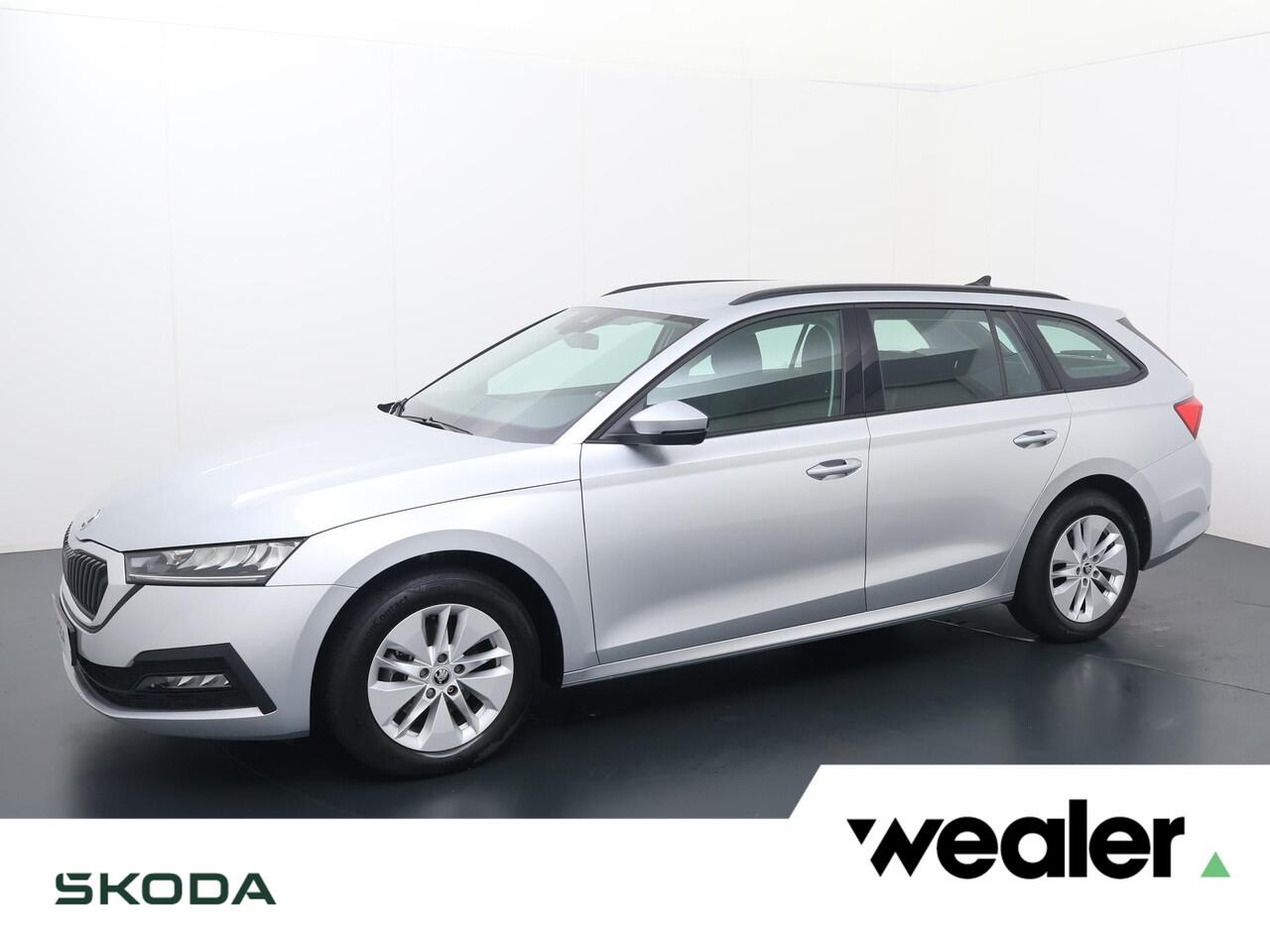 Skoda OCTAVIA Combi 1.0 TSI Ambition | 110 PK | Trekhaak wegklapbaar | LED verlichting | Apple Carplay/Android Auto |