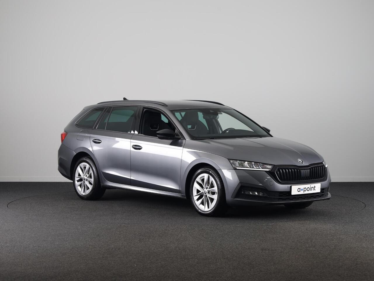 Skoda OCTAVIA Combi 1.5 e-TSI Business Edition 150 pk Automaat (DSG) | Verlengde garantie | Navigatie | Parkeersensoren | LED koplampen | Apple Carplay/Android Auto |