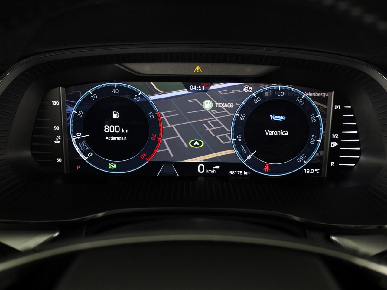 Skoda OCTAVIA Combi 1.5 e-TSI Business Edition 150 pk Automaat (DSG) | Verlengde garantie | Navigatie | Parkeersensoren | LED koplampen | Apple Carplay/Android Auto |