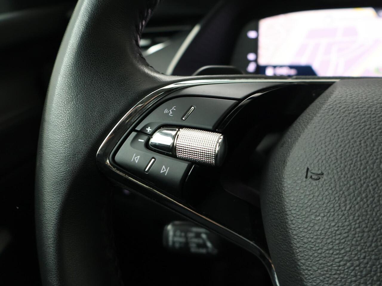 Skoda OCTAVIA Combi 1.0 e-TSI Business Edition Plus | 110 PK | Automaat | Trekhaak afneembaar | LED verlichting |