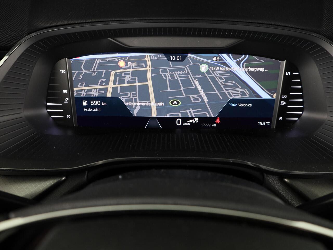 Skoda OCTAVIA Combi 1.0 TSI Business Edition 110 pk | Verlengde garantie | Navigatie | Parkeersensoren | Apple Carplay/Android Auto | LED koplampen |