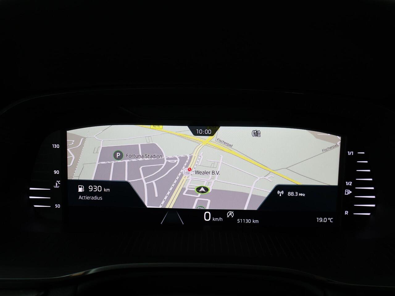 Skoda OCTAVIA Combi 1.0 TSI Ambition | 110 PK | Trekhaak wegklapbaar | Navigatiesysteem | Led verlichting |