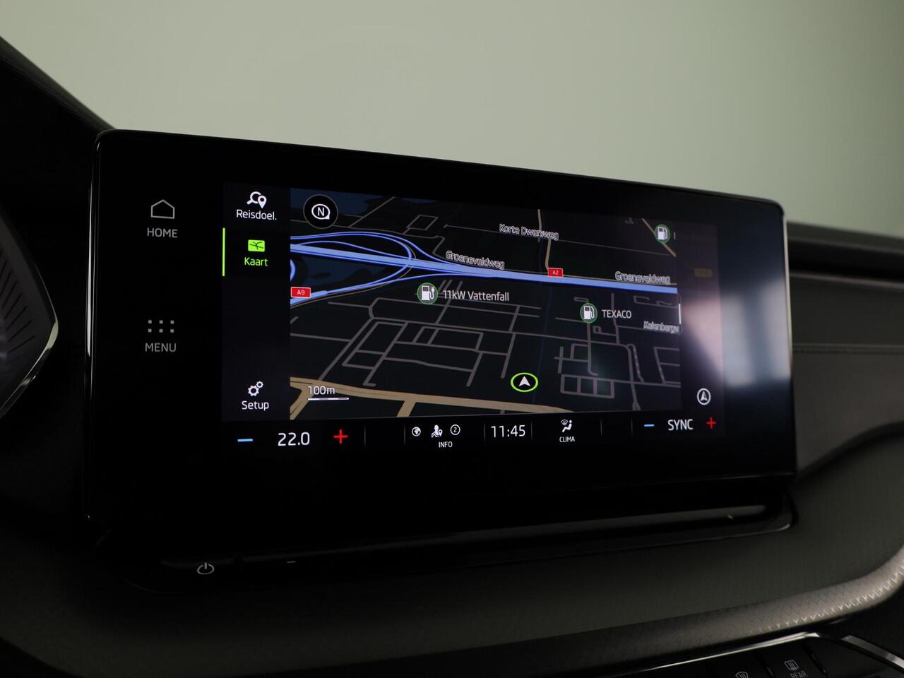 Skoda OCTAVIA Combi 1.0 TSI Ambition 110 pk | Verlengde garantie | Navigatie | Parkeersensoren | LED koplampen |