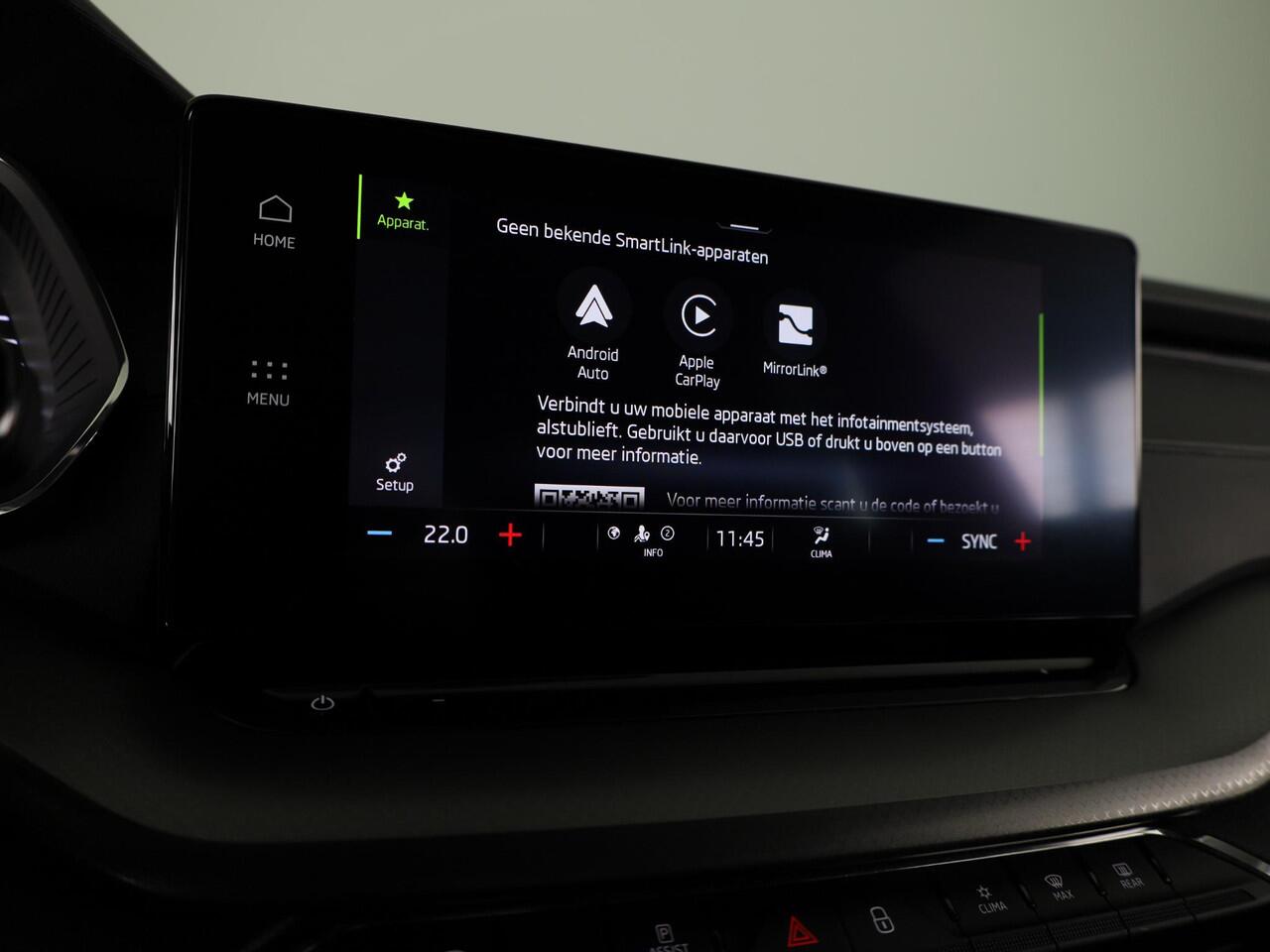 Skoda OCTAVIA Combi 1.0 TSI Ambition 110 pk | Verlengde garantie | Navigatie | Parkeersensoren | LED koplampen |