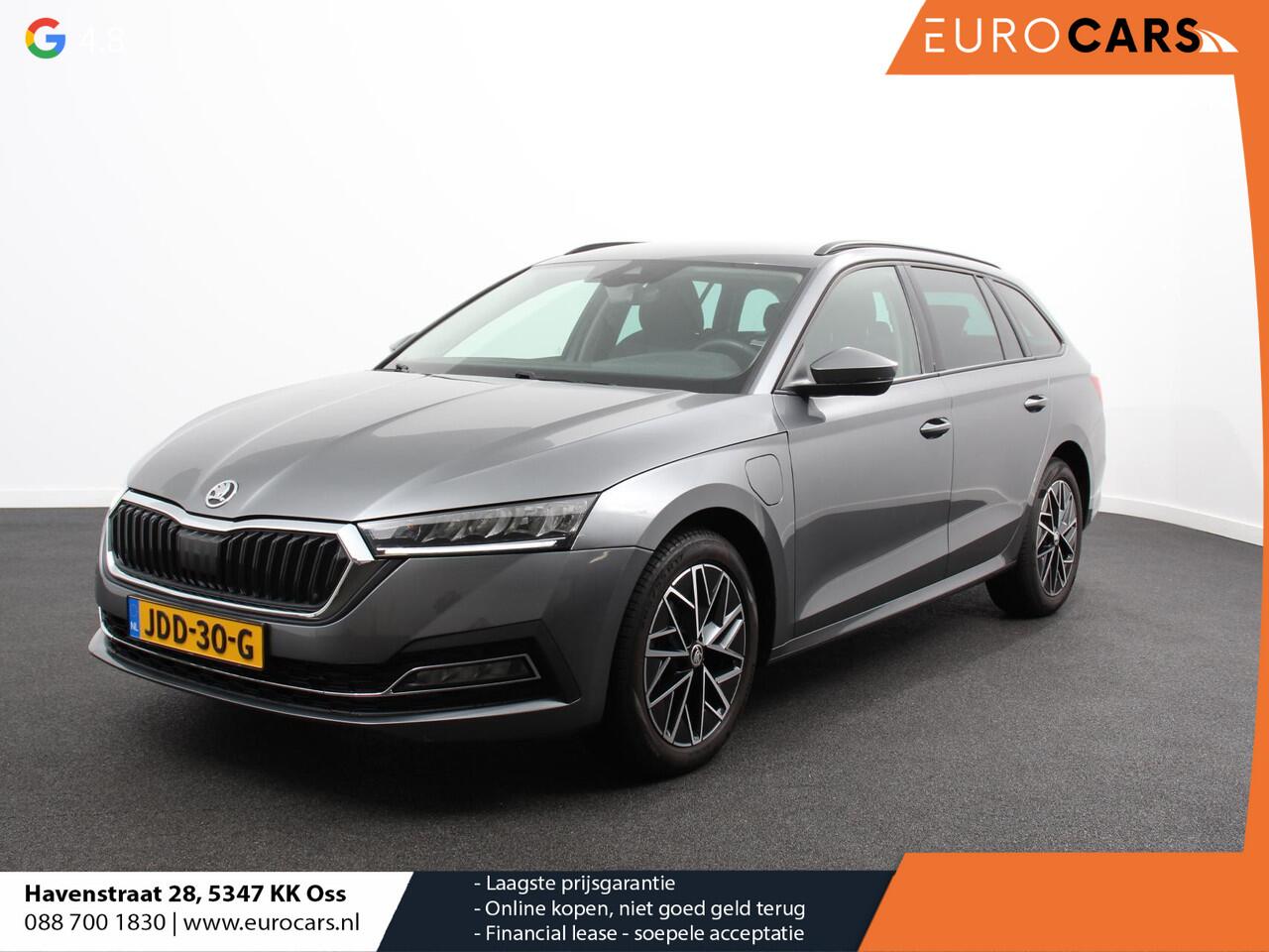 Skoda OCTAVIA Combi 1.4 TSI iV PHEV Business Edition Plus | DEMO ! | Navigatie | Apple Carplay/Android Auto | Climate Control | Cruise Control | Parkeer sensoren | Camera | Full LED | 17" LM Velgen